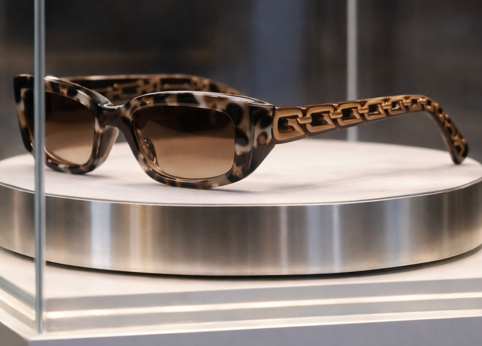 GlassRoom frame prepared for a tailored fit